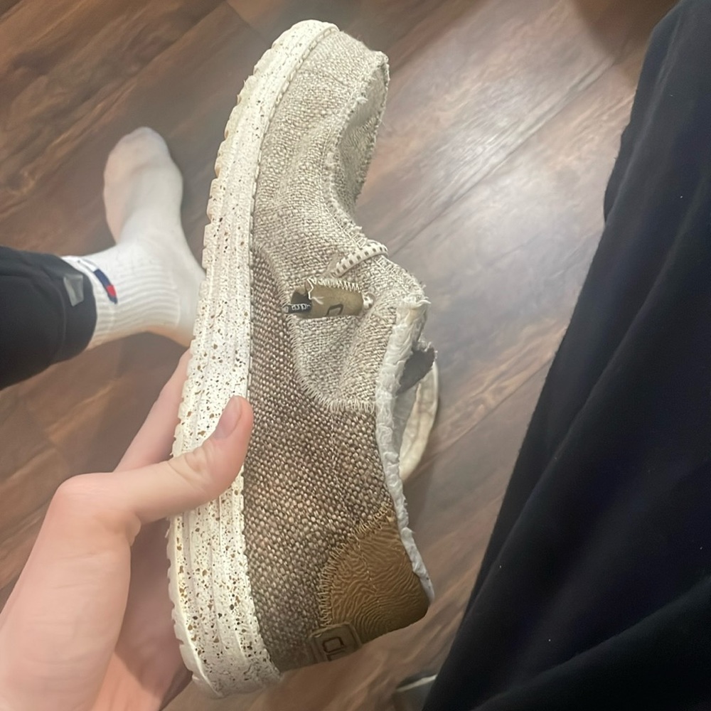nice colorway a little used but not to dirty just a little dirty on the bottom